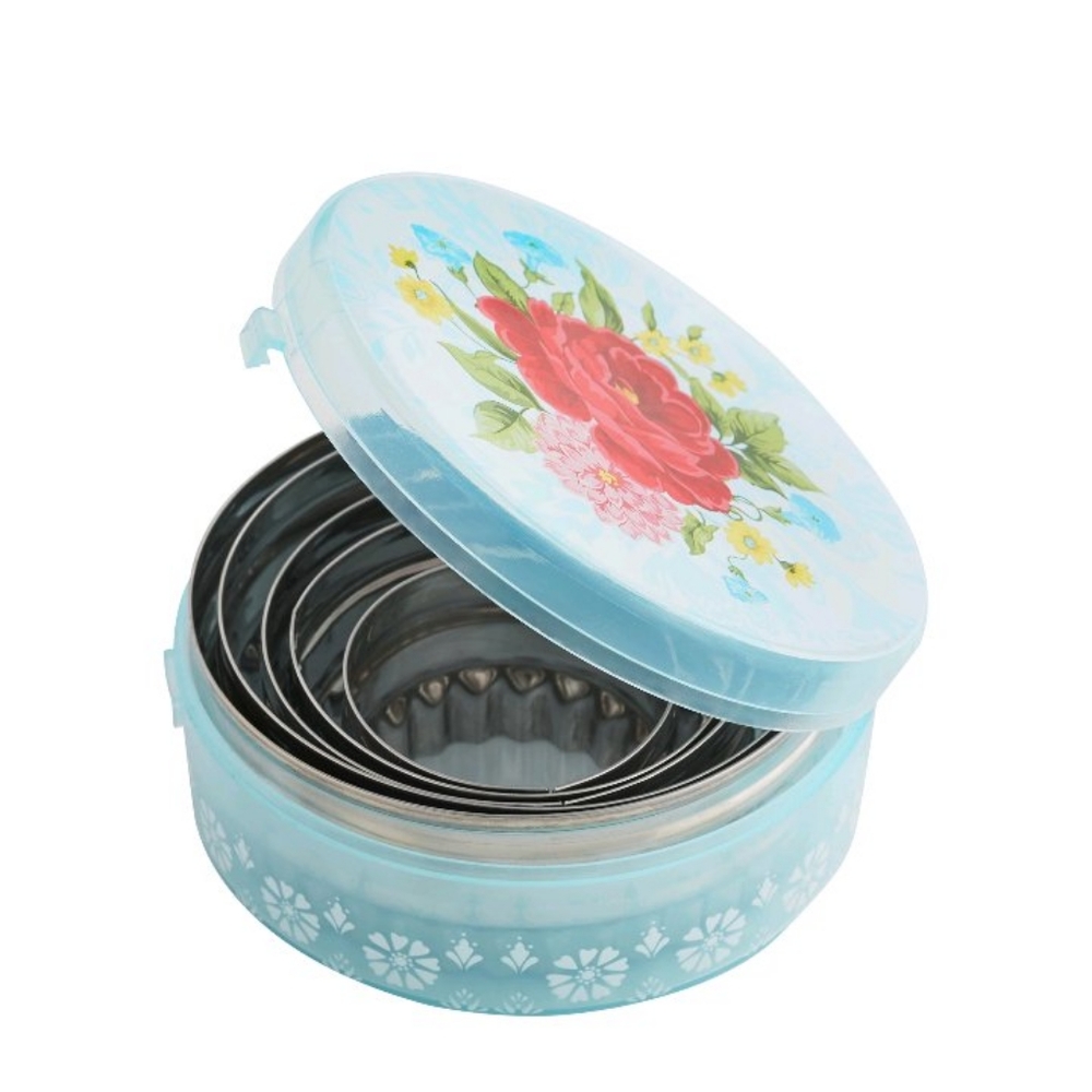 Pioneer Woman Biscuit Cutters